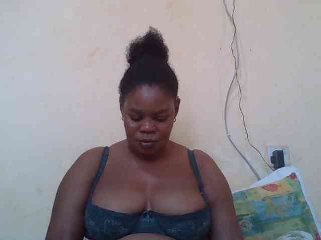 Sexydove webcam