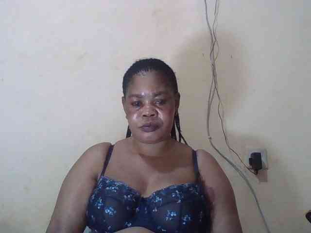 Sexydove Live Webcam on BongaCams