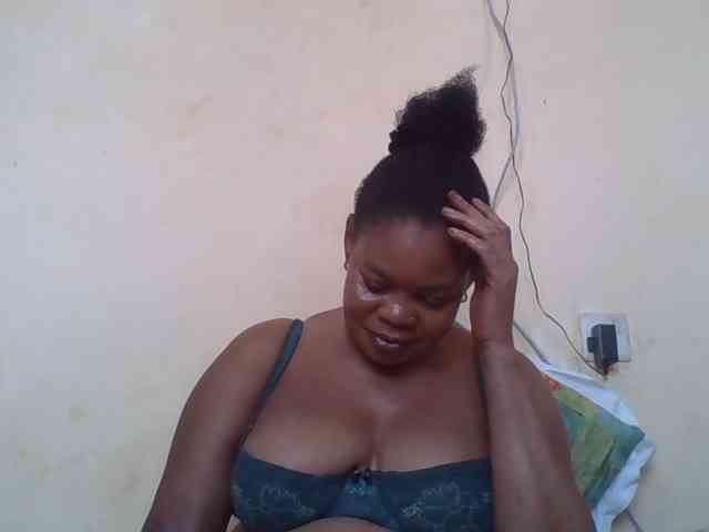 Sexydove webcam