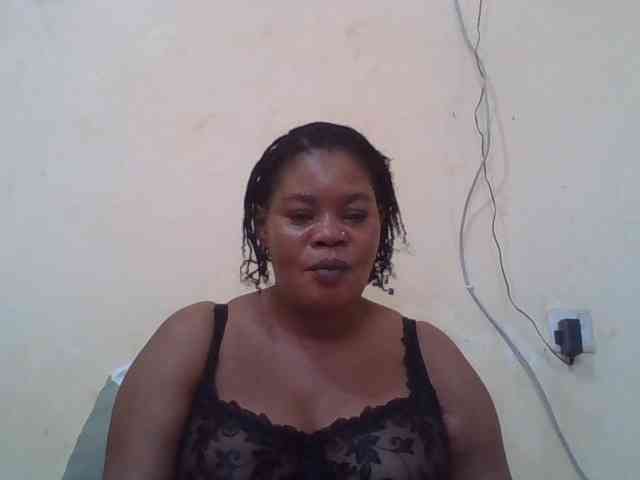 Sexydove webcam