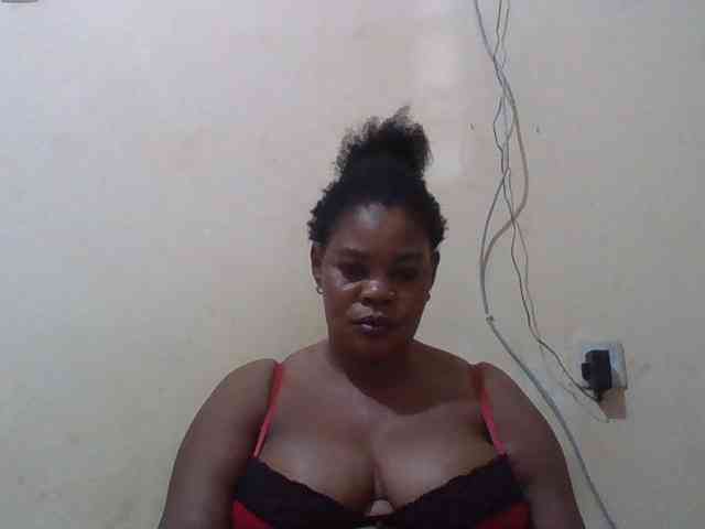 Sexydove webcam
