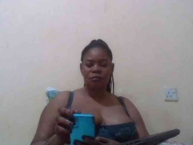 Sexydove webcam