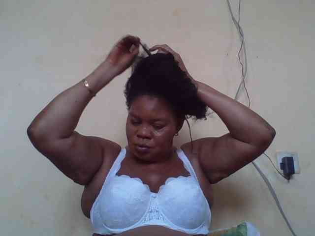 Sexydove webcam
