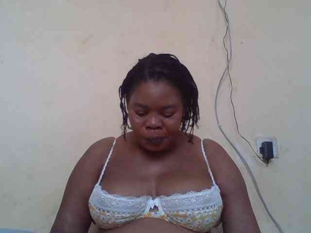 Sexydove webcam