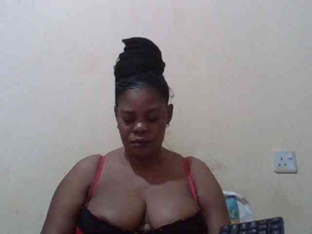 Sexydove webcam
