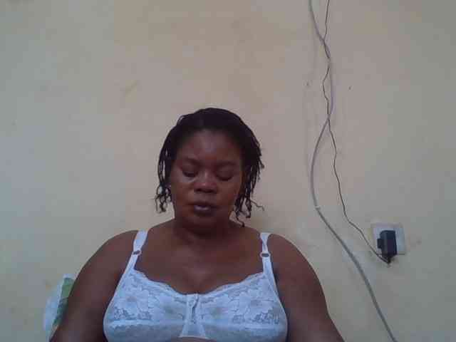Sexydove webcam