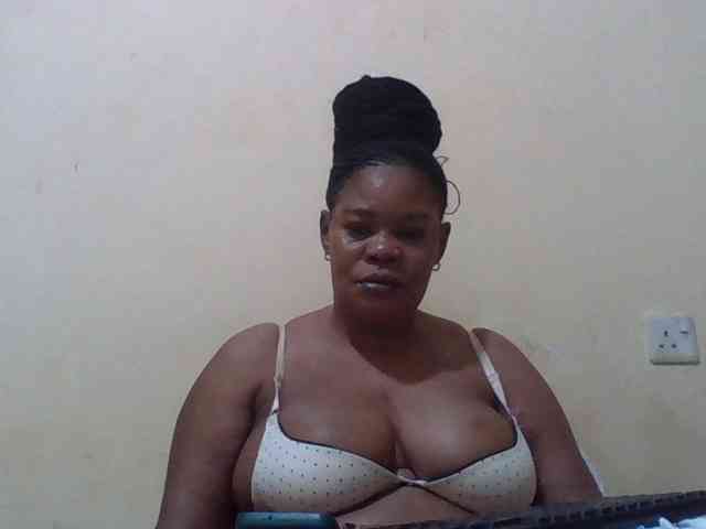 Sexydove webcam