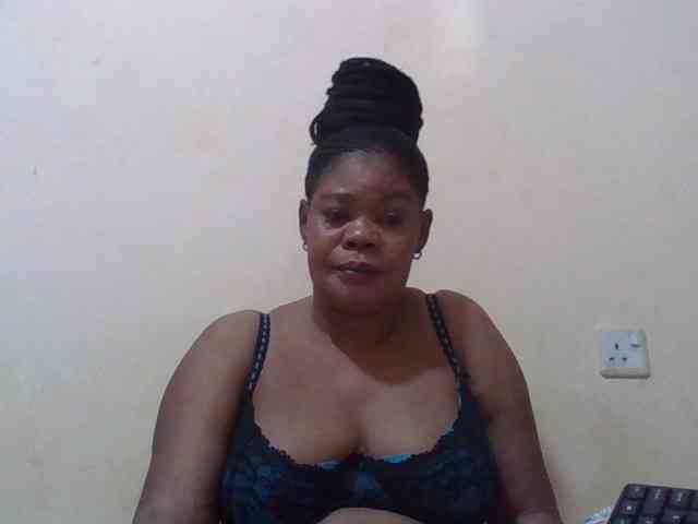 Sexydove webcam