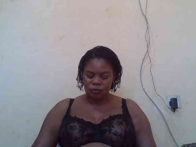 Sexydove webcam