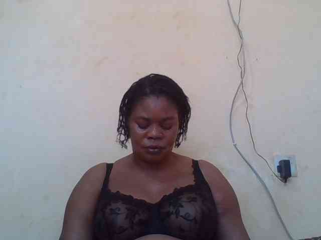 Sexydove webcam