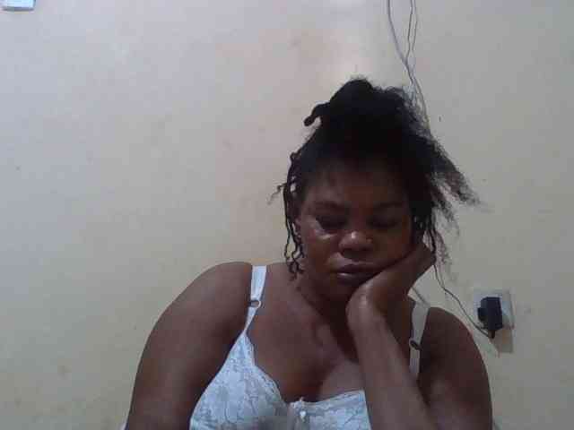Sexydove webcam