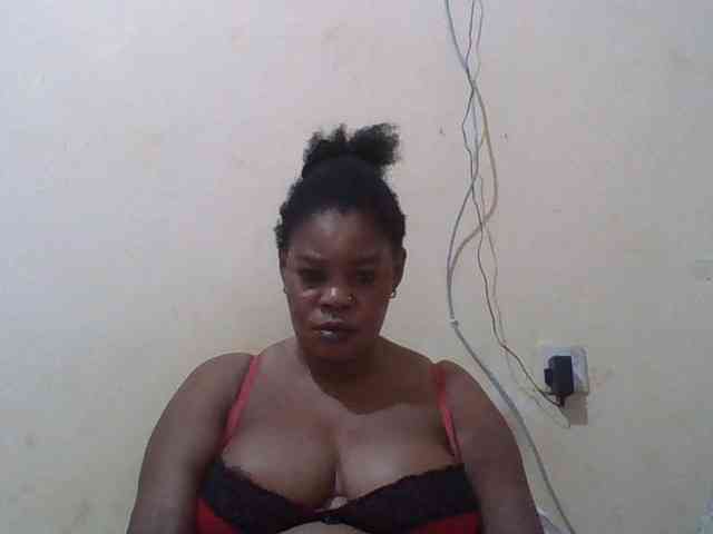 Sexydove webcam