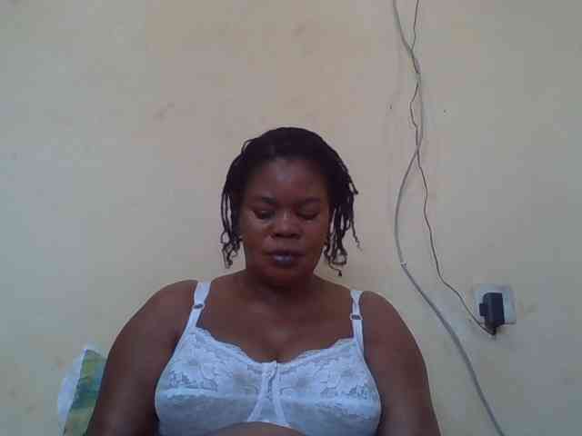 Sexydove webcam