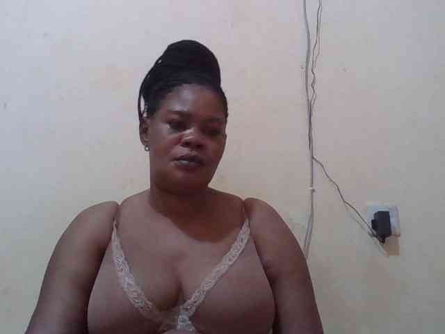 Sexydove webcam