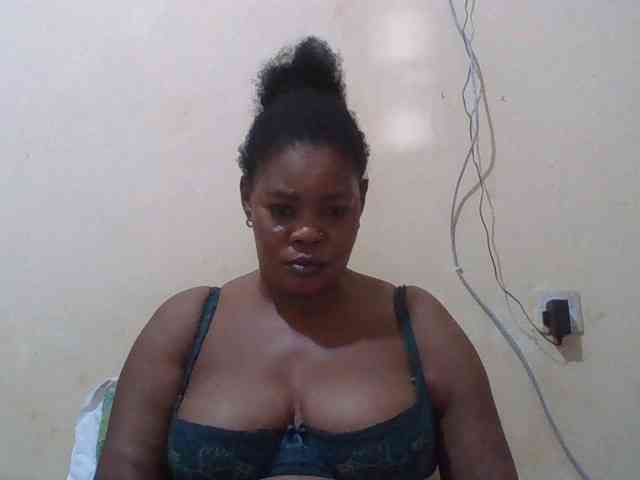 Sexydove webcam