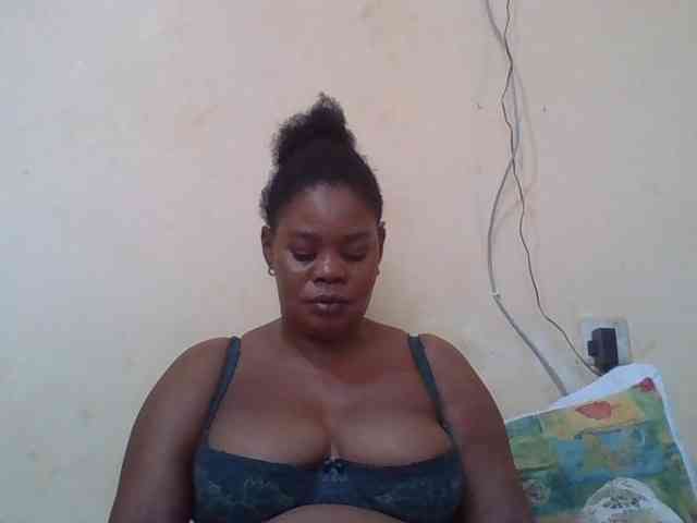 Sexydove webcam