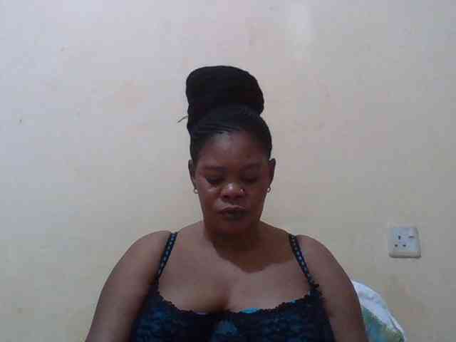 Sexydove webcam