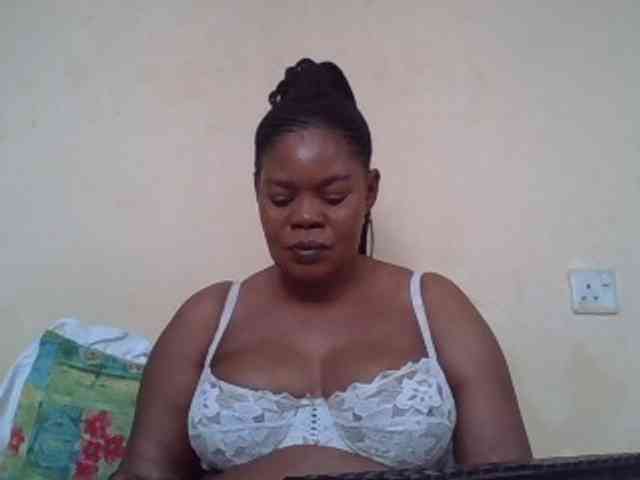 Sexydove webcam