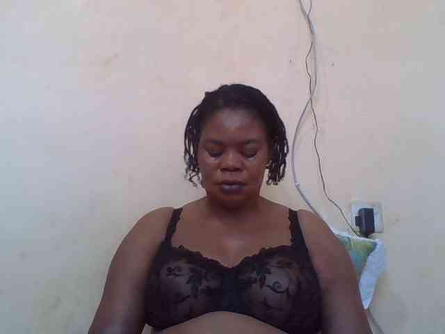 Sexydove webcam