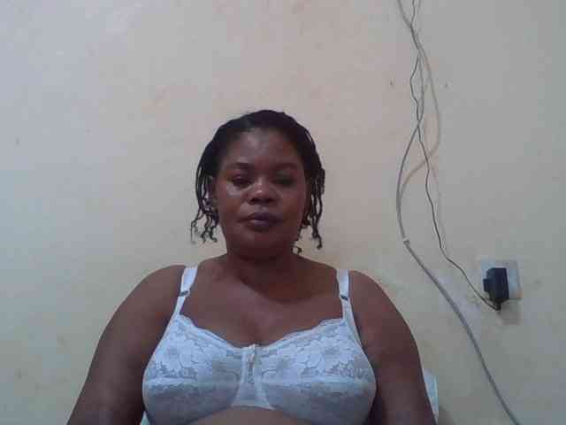 Sexydove webcam