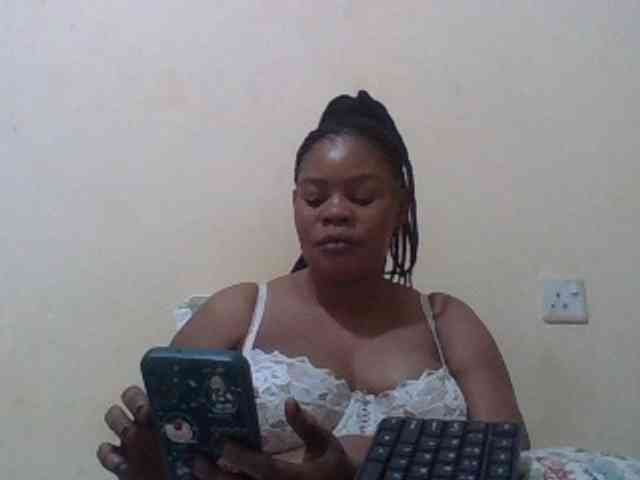 Sexydove webcam