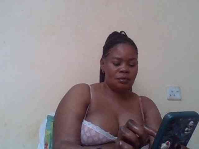 Sexydove webcam