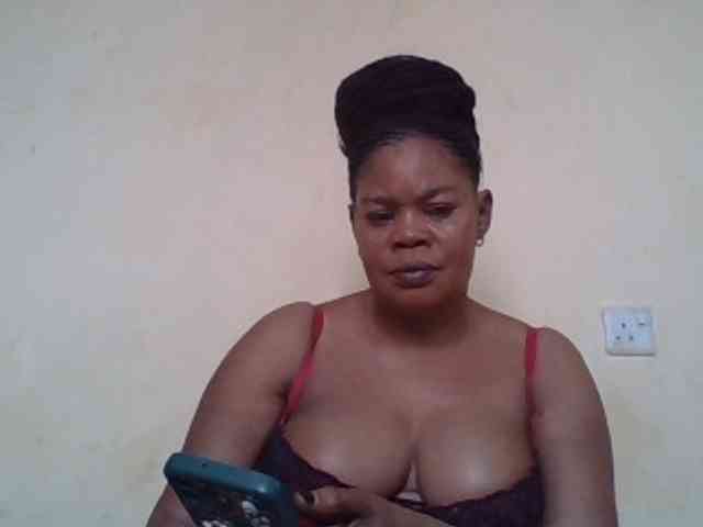 Sexydove webcam