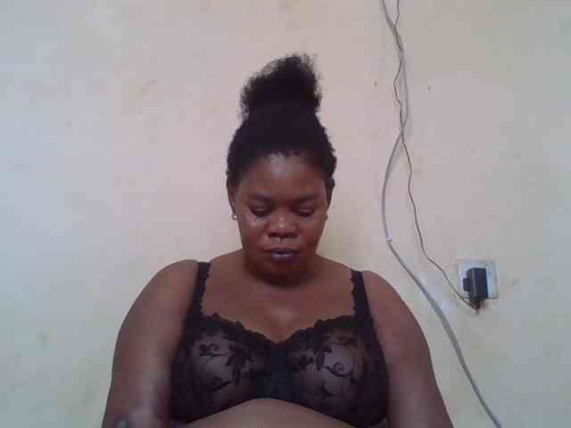 Sexydove webcam