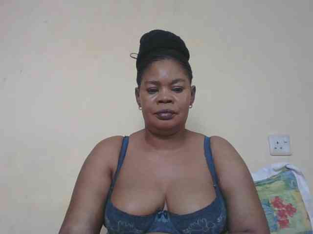 Sexydove webcam