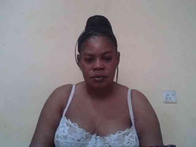 Sexydove webcam