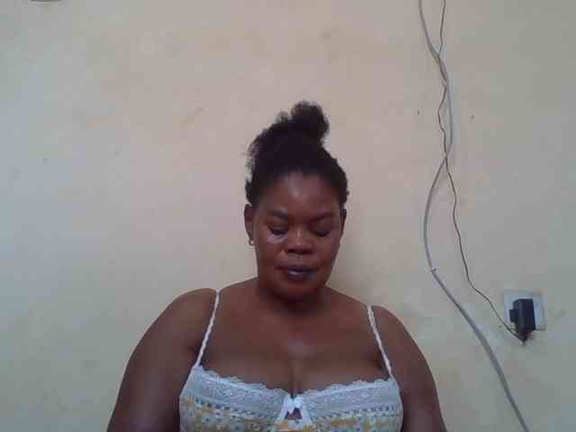 Sexydove webcam