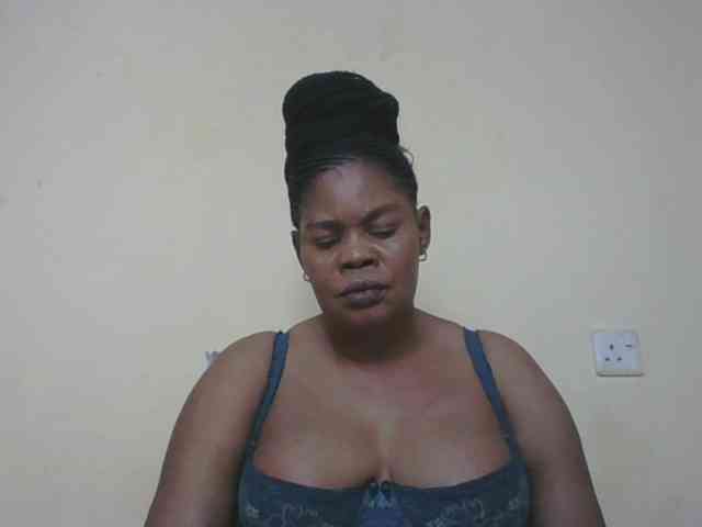 Sexydove webcam