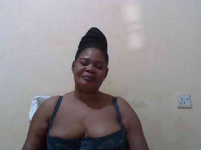 Sexydove webcam