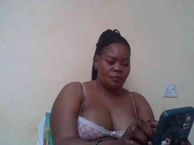 Sexydove webcam