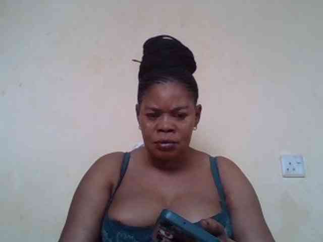 Sexydove webcam