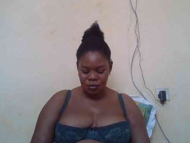 Sexydove webcam