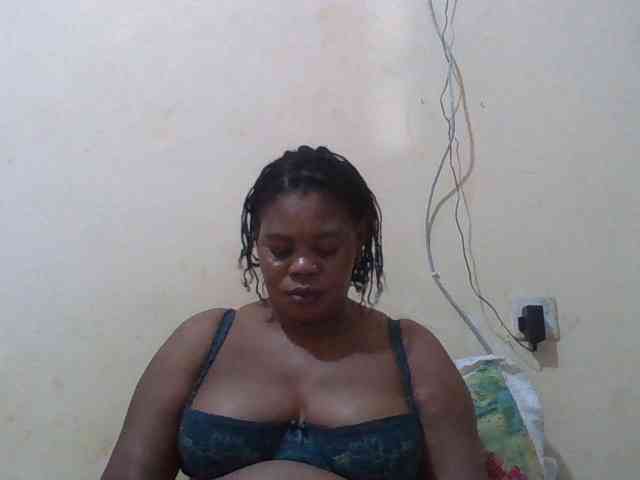 Sexydove webcam