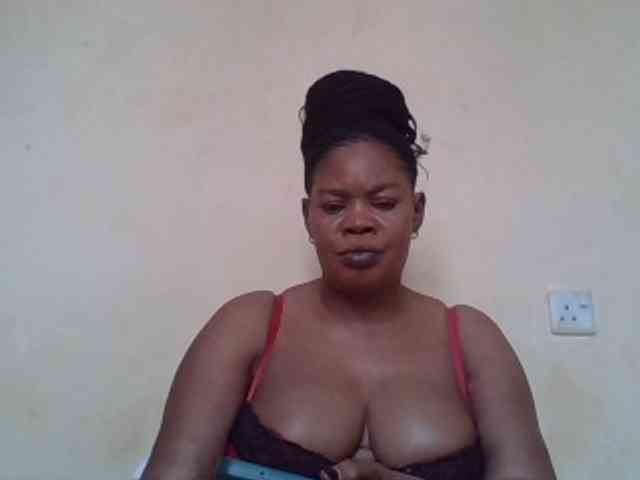 Sexydove webcam