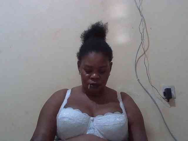 Sexydove webcam
