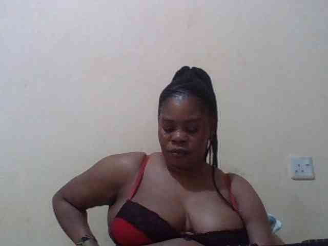 Sexydove webcam