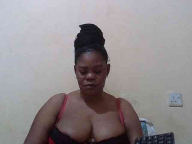Sexydove webcam