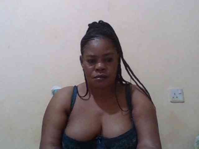 Sexydove webcam