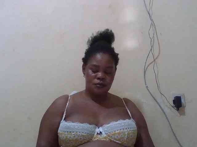 Sexydove webcam