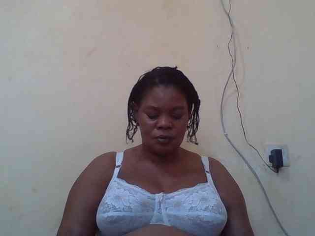Sexydove webcam