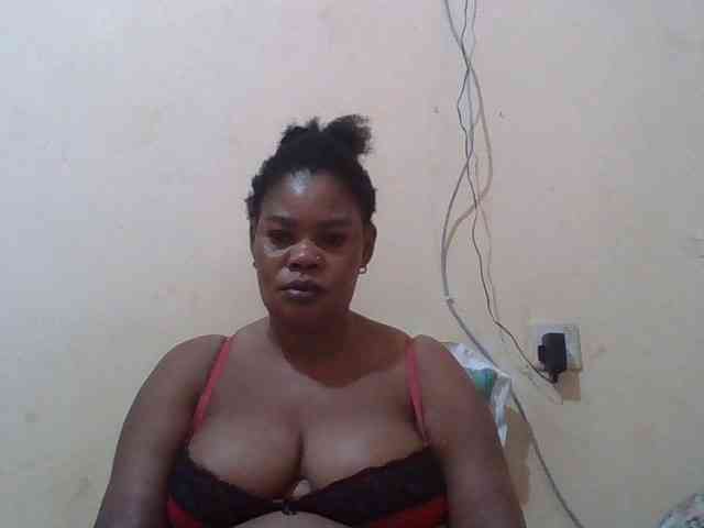 Sexydove webcam