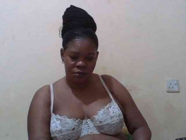 Sexydove webcam