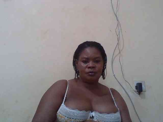 Sexydove webcam