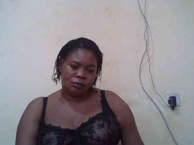 Sexydove webcam