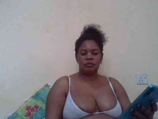 Sexydove webcam