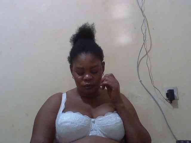 Sexydove webcam